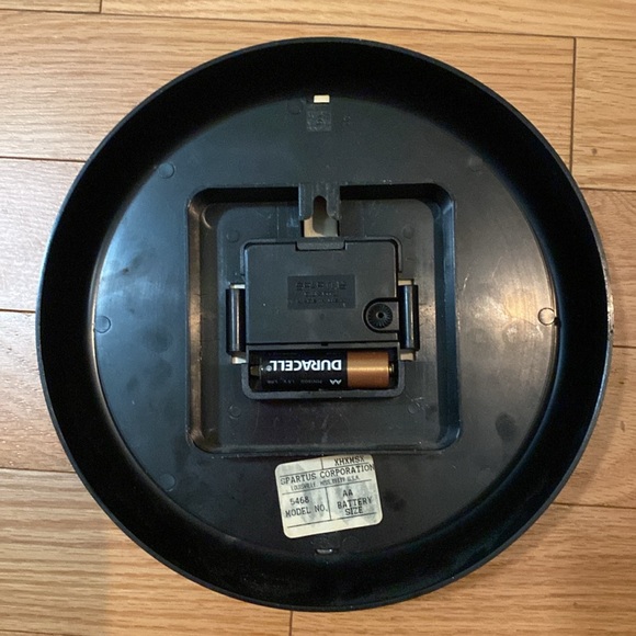 Spartas wall clock. Black. Quartz. Vintage. Good condition - Picture 2 of 6